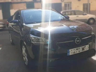 Usado Opel Corsa Edition 75 CV (55 kW) 2023 Negro Utilitario