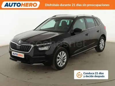 Usado Skoda Kamiq Ambition 110 CV (80 kW) 2022 Negro SUV