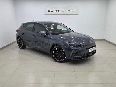 Usado Cupra Leon 150 CV (110 kW) 2025 Gris / plata Berlina