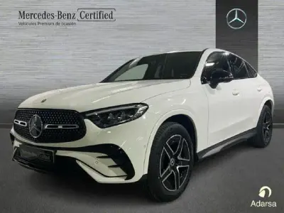 Usado Mercedes GLC300e 333 CV (244 kW) 2025 Blanco polar Coupe