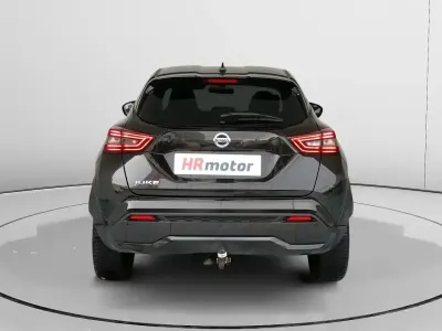 Käytetty Nissan Juke N-Connecta 114 HP (83 kW) 2022 Valkoinen Katumaasturi