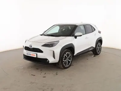 Usado Toyota Yaris Cross Style 116 CV (85 kW) 2023 Blanco SUV