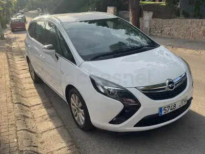 Usado Opel Zafira Tourer Excellence 136 CV (100 kW) 2016 Blanco Monovolumen