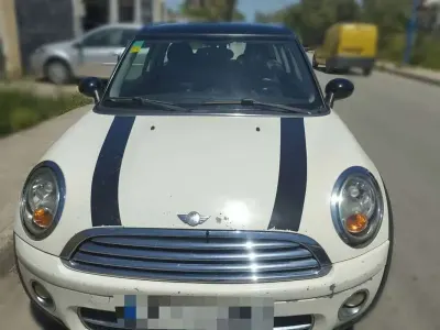 Usado Mini Cooper D Clubman 110 CV (80 kW) 2009 Amarillo Familiar