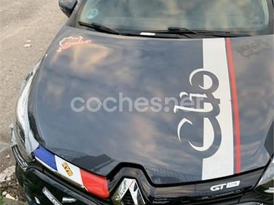 Usado Renault Clio IV Zen 90 CV (66 kW) 2018 Gris / plata Berlina