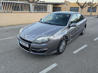 Usado Renault Laguna III Bose Edition 131 CV (96 kW) 2013 Beige Berlina