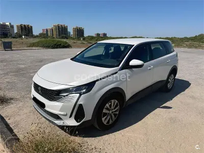 Usado Peugeot 5008 Active 130 CV (95 kW) 2021 Blanco SUV