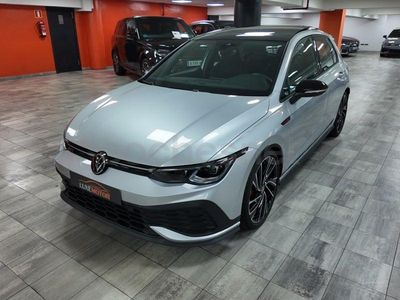 Usado VW Golf VIII GTI Clubsport 301 CV (221 kW) 2023 Gris / plata Berlina