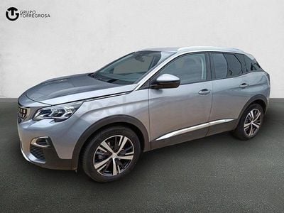 Usado Peugeot 3008 Allure 130 CV (95 kW) 2020 Gris / plata SUV