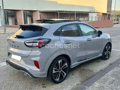 Usado Ford Puma ST-Line 155 CV (114 kW) 2023 Gris / plata SUV