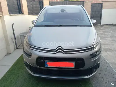 Usado Citroën C4 SpaceTourer Feel 130 CV (95 kW) 2019 Gris / plata Monovolumen