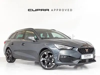 Usado Cupra Leon 150 CV (110 kW) 2023 Gris / plata Familiar