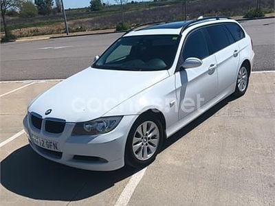 Usado BMW 320 150 CV (110 kW) 2005 Blanco Familiar