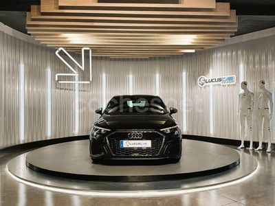 Usado Audi A3 S-Line 116 HP (85 kW) 2022 Cinzento Sedan