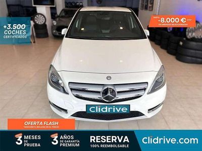 Usado Mercedes B180 122 CV (89 kW) 2012 Blanco Monovolumen