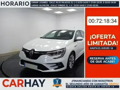 Usado Renault Mégane II Life 115 CV (84 kW) 2021 Blanco Berlina