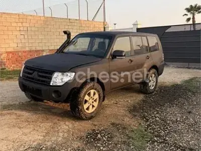 Usado Mitsubishi Montero Intense 160 CV (117 kW) 2007 Negro SUV