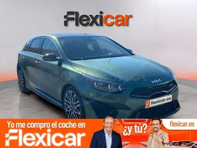 Usado Kia Ceed GT GT 204 CV (150 kW) 2023 Verde Berlina
