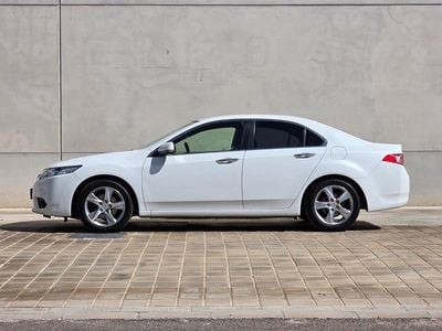 Usado Honda Accord 156 CV (114 kW) 2014 Blanco Berlina