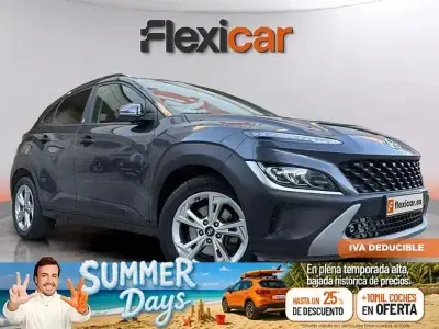 Usado Hyundai Kona 120 CV (88 kW) 2022 Gris / plata SUV