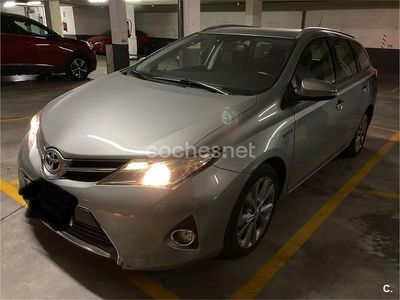 Beige Usado 2013 Toyota Auris Hybrid Active Familiar | 14.000 € (Precio justo)