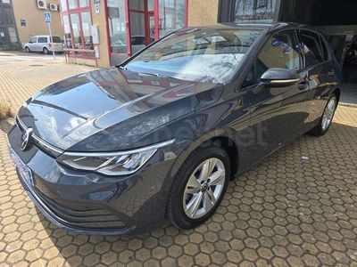 Occasion VW Golf VIII Life 110 ch (80 kW) 2022 Gris Berline