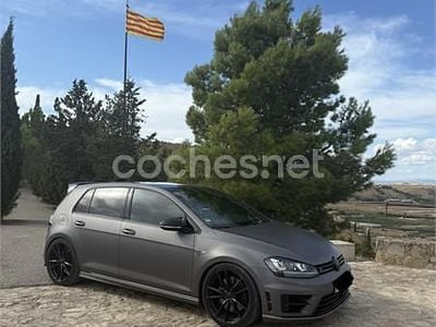 Usado VW Golf VII R 300 CV (220 kW) 2017 Gris / plata Familiar