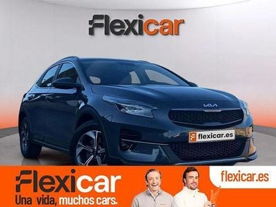 Usado Kia XCeed 120 CV (88 kW) 2022 Gris SUV