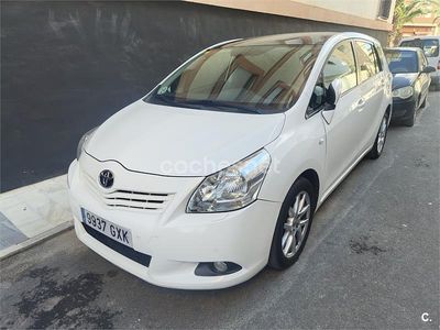 Blanco Usado 2010 Toyota Verso Live Monovolumen | 6900 € (Precio justo)