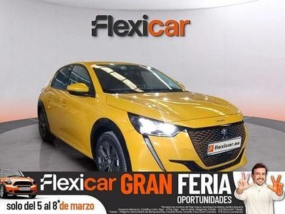 Usado Peugeot e-208 Allure 100 kW (136 CV) 2021 Amarillo Utilitario