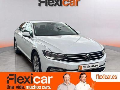 Usado VW Passat 122 CV (89 kW) 2020 Gris Berlina