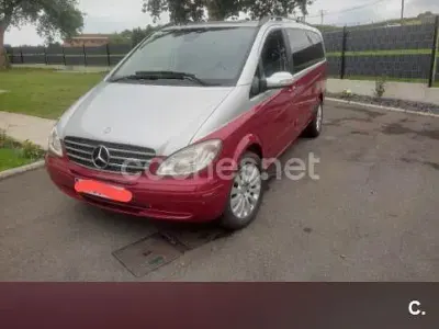 Usado Mercedes Viano 150 CV (110 kW) 2007 Granate Monovolumen