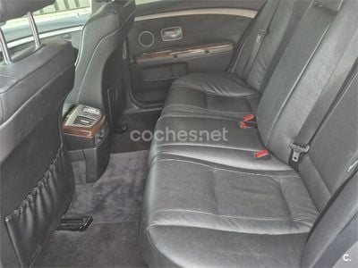 BMW 730