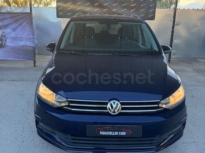 Usado VW Touran Business 115 CV (84 kW) 2019 Azul Monovolumen