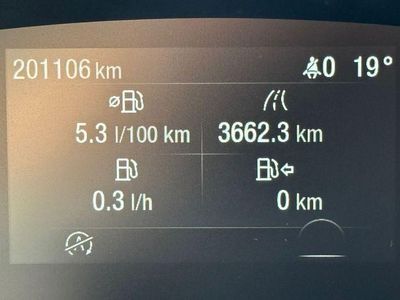 Usado Ford Focus Trend+ 120 CV (88 kW) 2022 Azul Familiar