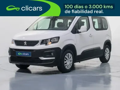 Begagnad Peugeot Rifter Active 130 HK (95 kW) 2021 Vit Minibuss