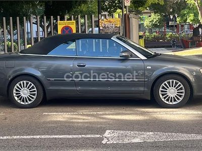 Usado Audi A4 Cabriolet 163 CV (119 kW) 2006 Gris / plata Descapotable