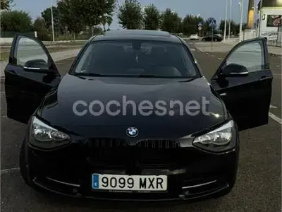Usado BMW 118 Sport Line 143 CV (105 kW) 2012 Negro Utilitario