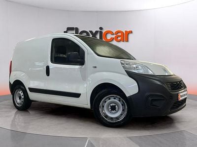 Używany Fiat Fiorino 95 KM (69 kW) 2023 Biały Minivan