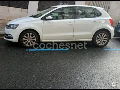 Usado VW Polo Advance 90 CV (66 kW) 2015 Blanco Berlina
