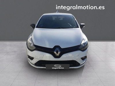 Usado Renault Clio IV Business 75 CV (55 kW) 2019 Blanco Berlina