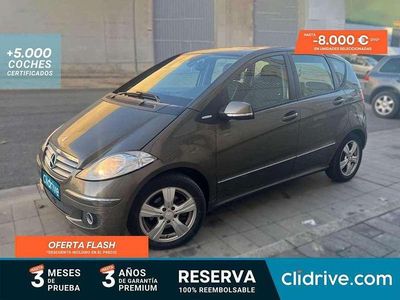 Usado Mercedes A180 109 CV (80 kW) 2008 Verde Utilitario