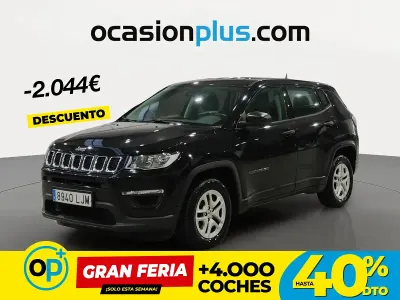 Usado Jeep Compass Sport 120 CV (88 kW) 2020 Negro SUV