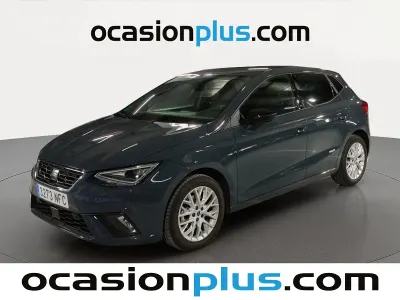 Usado Seat Ibiza FR 116 CV (85 kW) 2025 Rojo Utilitario