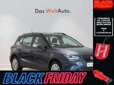 Usado Seat Arona Style 110 CV (80 kW) 2022 Gris SUV