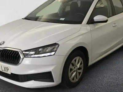 Usado Skoda Fabia Ambition 95 CV (69 kW) 2022 Utilitario