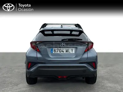 Usado Toyota C-HR Advance 122 CV (89 kW) 2023 Gris / plata SUV