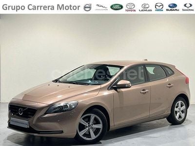 Marrón Usado 2014 Volvo V40 Momentum Berlina | 11.850 € (Un poco caro)