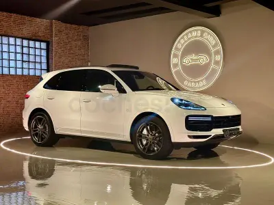 Usado Porsche Cayenne Turbo 550 CV (404 kW) 2018 Blanco SUV