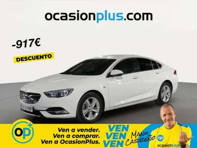 Usado Opel Insignia Selective 136 CV (100 kW) 2018 Blanco Berlina